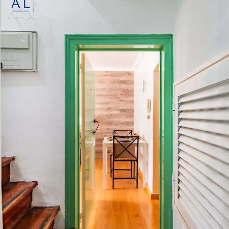 Alfama Cozy דירה